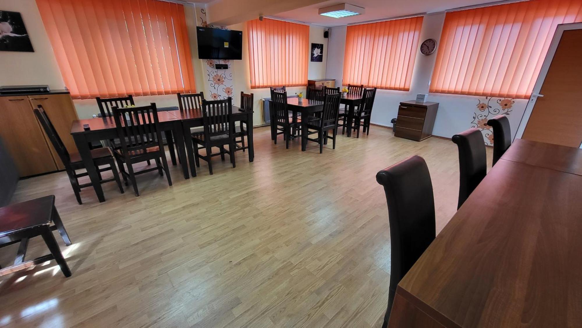 Aparthotel Boutique Global Braşov Esterno foto
