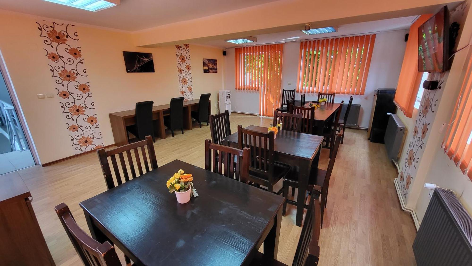 Aparthotel Boutique Global Braşov Esterno foto