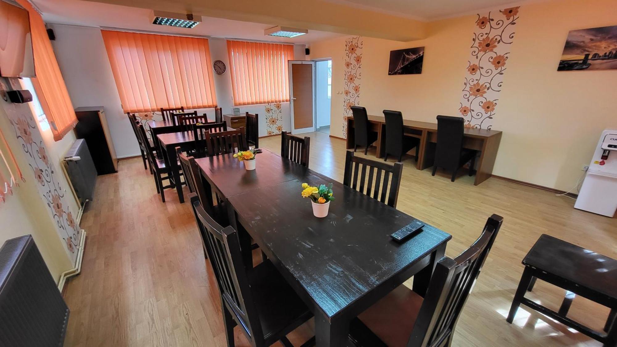 Aparthotel Boutique Global Braşov Esterno foto