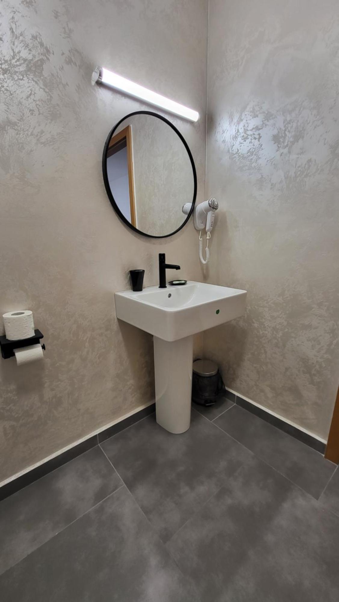 Aparthotel Boutique Global Braşov Esterno foto